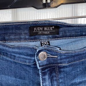 Judy blue size 2x - approx 18/20